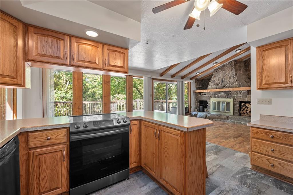 595 Euclid Road West Sunbury, PA 16061 - Photo 18 of 40