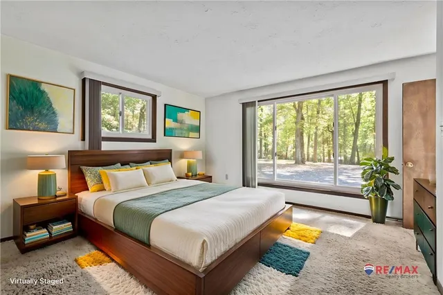 $395,000 | 595 Euclid Road, West Sunbury, PA 16061