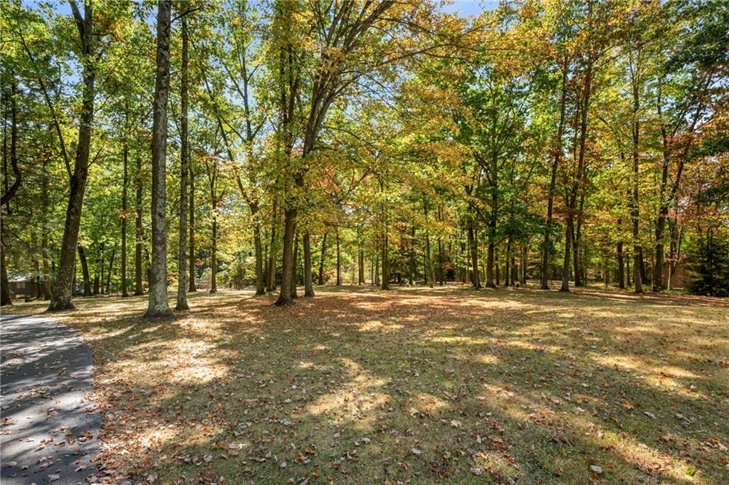 595 Euclid Road West Sunbury, PA 16061 - Photo 3 of 40