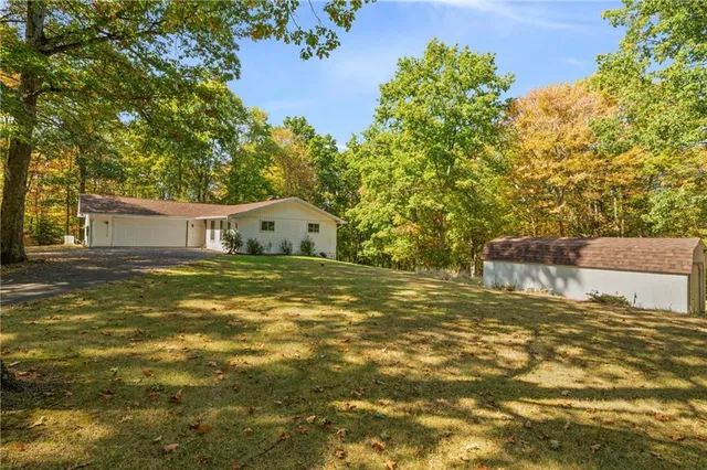 $395,000 | 595 Euclid Road, West Sunbury, PA 16061