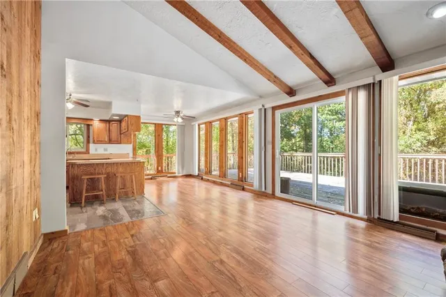 $395,000 | 595 Euclid Road, West Sunbury, PA 16061