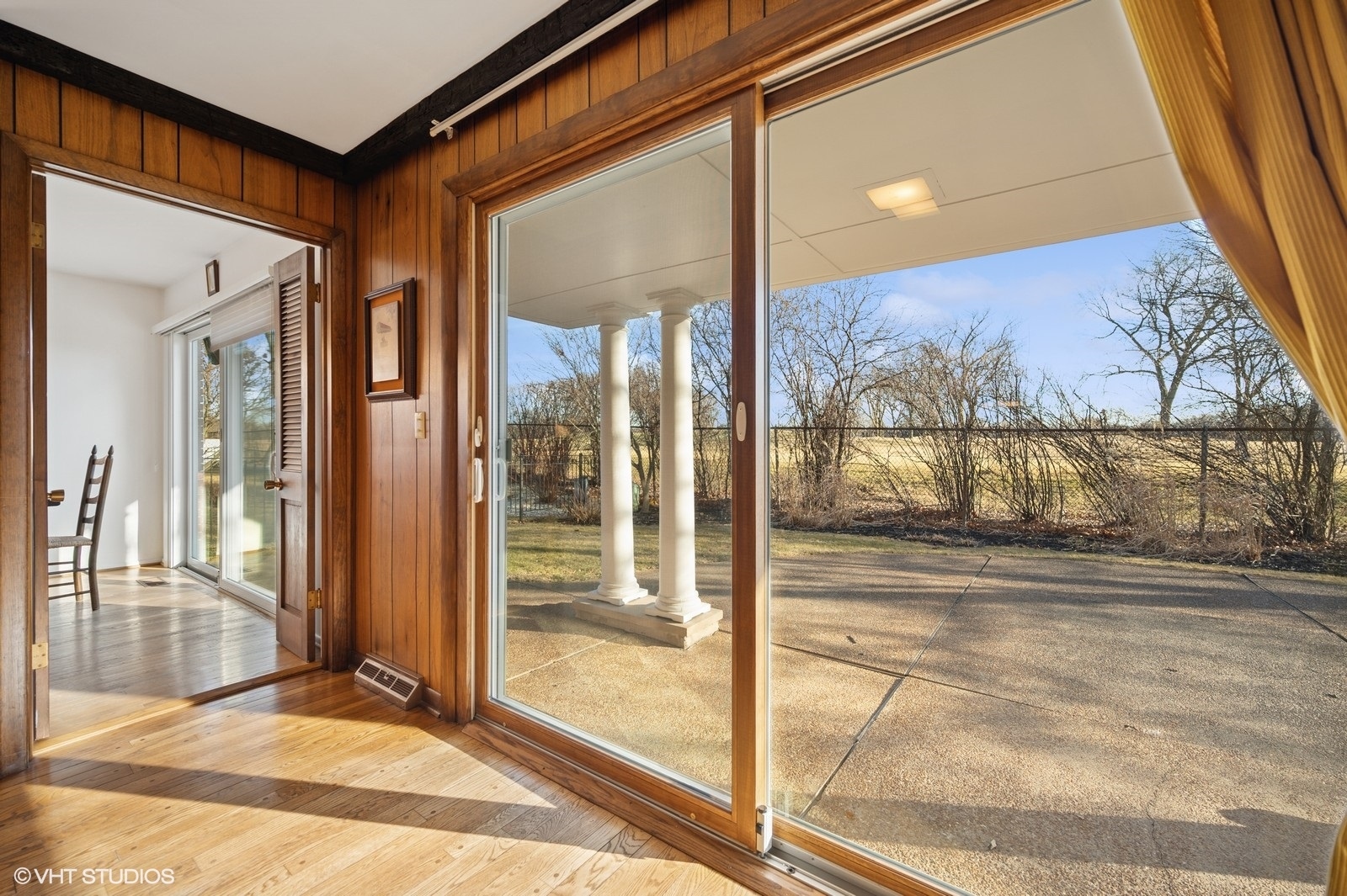 1429 Elizabeth Lane Glenview, IL 60025 - Photo 7 of 29