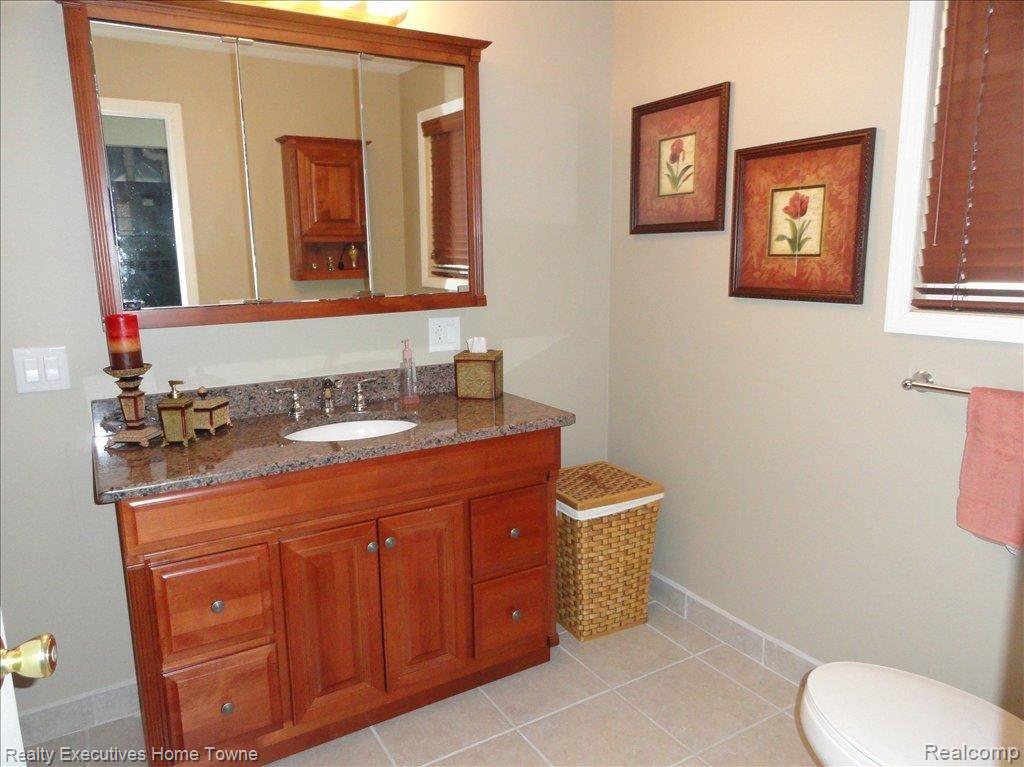 7313 Oak Road Lexington, MI 48450 - Photo 7 of 8 DSC00427