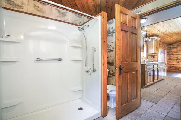 $599,900 | 1442 West Tyler Road, Hart, MI 49420