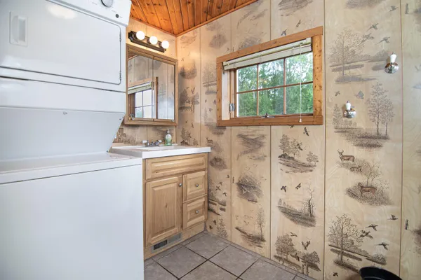 $599,900 | 1442 West Tyler Road, Hart, MI 49420