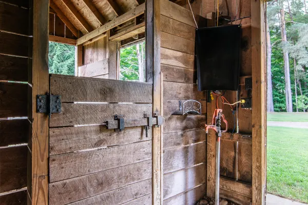 $599,900 | 1442 West Tyler Road, Hart, MI 49420