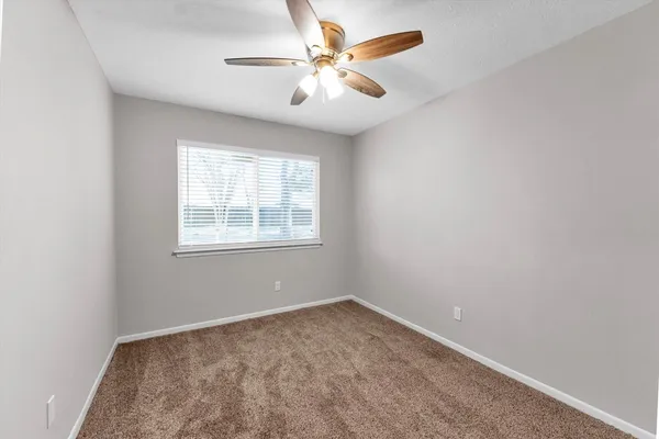$1,950 | 3353 Knob Oaks Drive, Huntsville, TX 77340