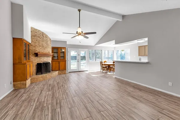 $1,950 | 3353 Knob Oaks Drive, Huntsville, TX 77340