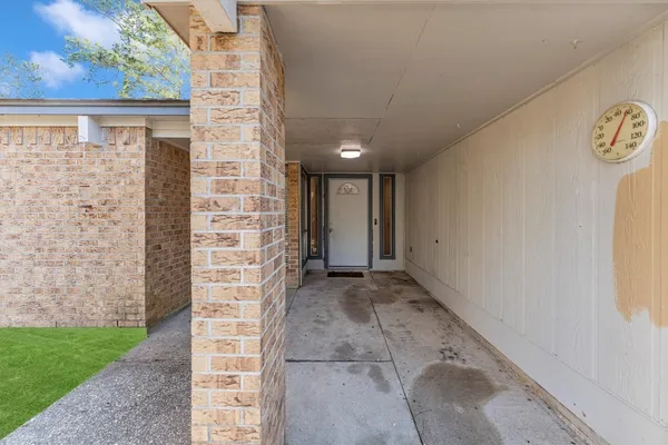 $1,950 | 3353 Knob Oaks Drive, Huntsville, TX 77340