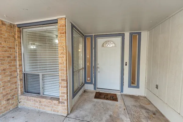 $1,950 | 3353 Knob Oaks Drive, Huntsville, TX 77340