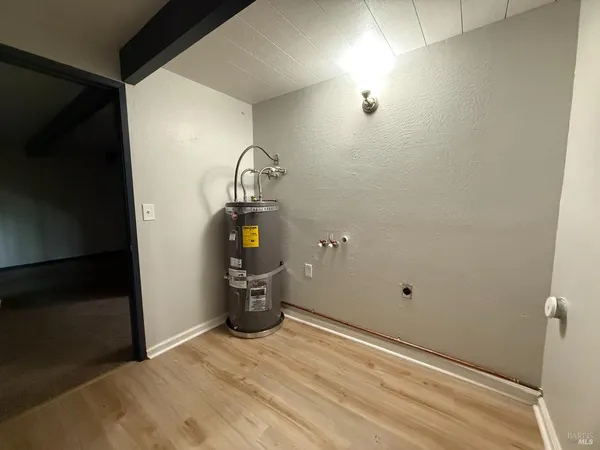 $305,000 | 26465 Poppy Drive, Willits, CA 95490