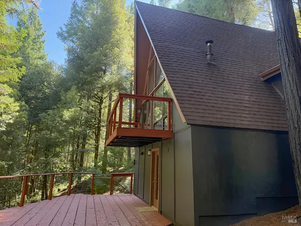 $305,000 | 26465 Poppy Drive, Willits, CA 95490