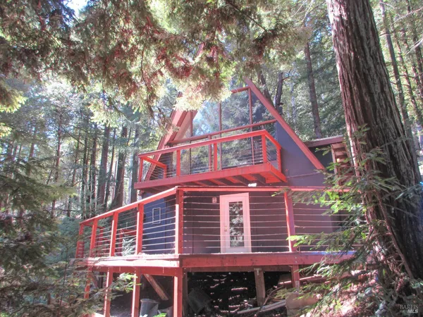 $305,000 | 26465 Poppy Drive, Willits, CA 95490