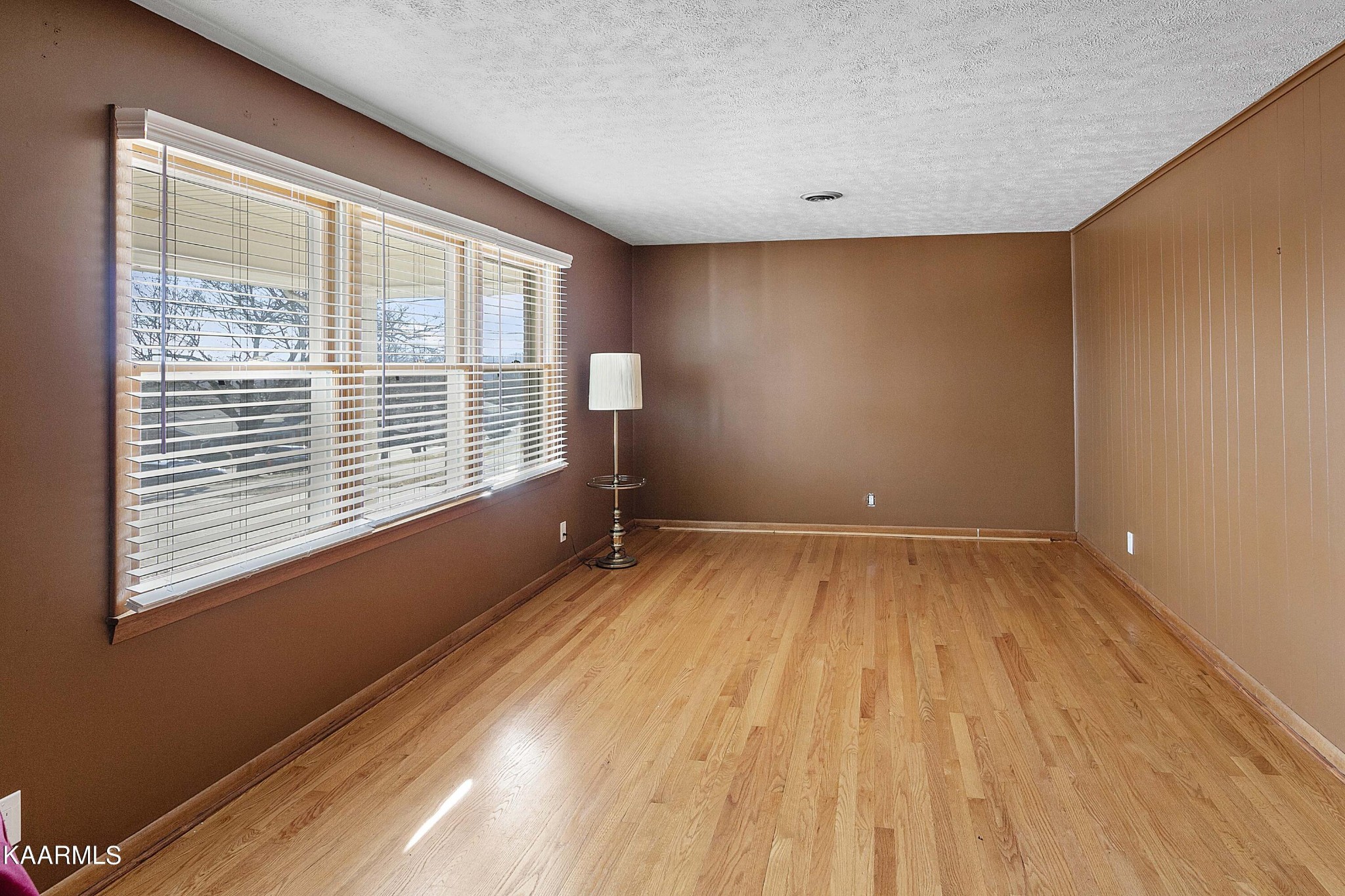 8233 Spruceland Road Powell, TN 37849 - Photo 4 of 40 Gallery Image 4