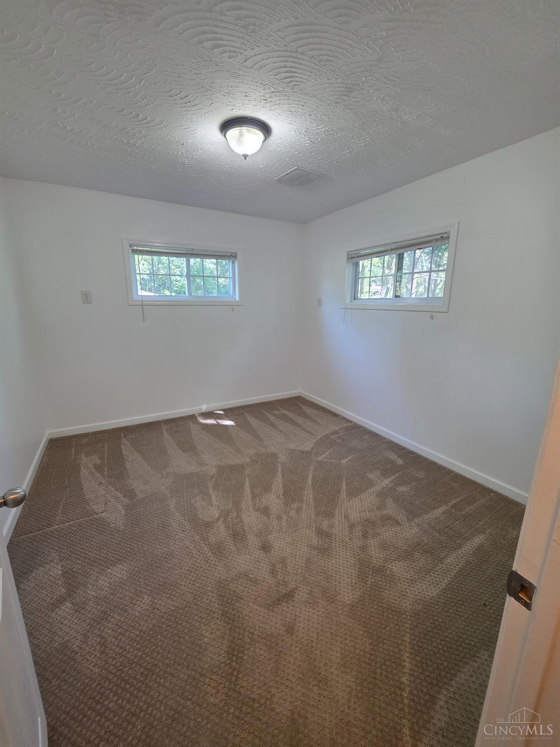 1894 Parker Road Goshen, OH 45122 - Photo 16 of 19