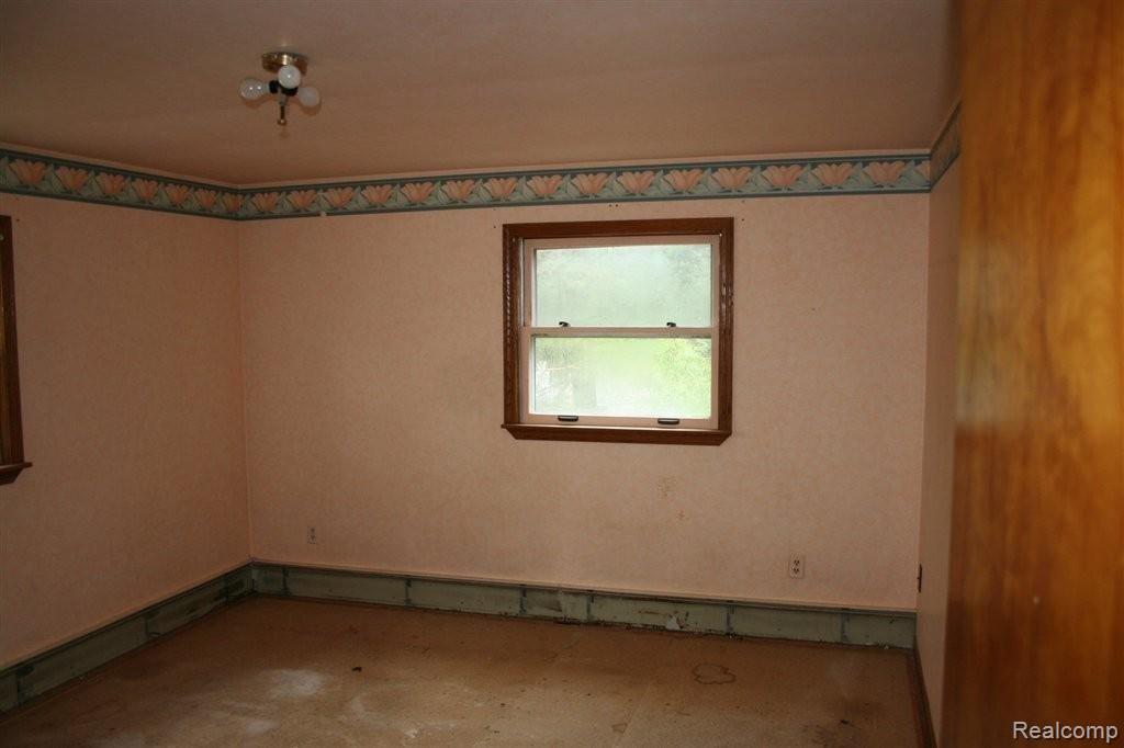 852 East Gunn Road Rochester, MI 48306 - Photo 21 of 25 2012-11-12 12.35.18.jpg