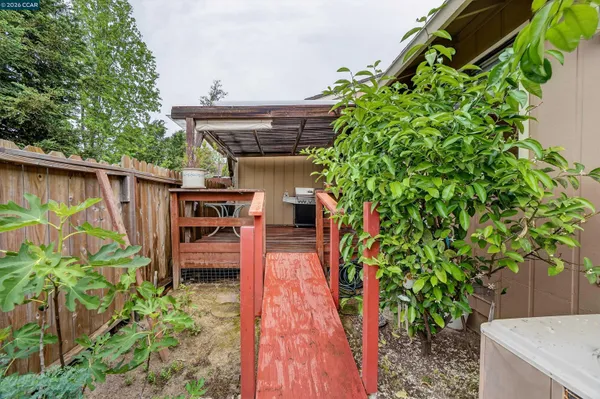 $549,998 | 322 Thistle Circle, Martinez, CA 94553