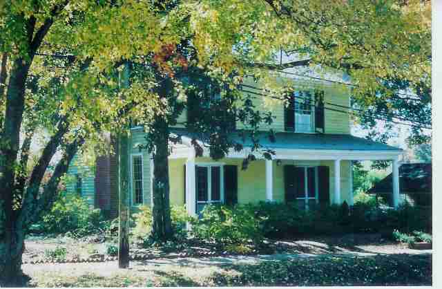 368 East Main Street Pendleton, SC 29670 - Photo 1 of 5