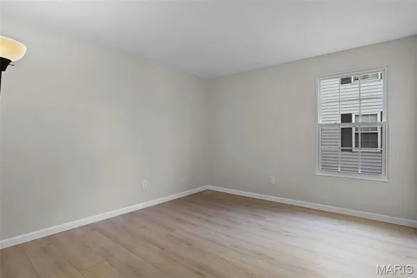 $159,900 | 7507 Triwoods Drive, Unit H, Shrewsbury, MO 63119