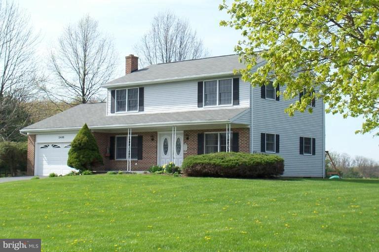 2438 Braddock Road Mount Airy, MD 21771 - Photo 1 of 25 Exterior (Main)