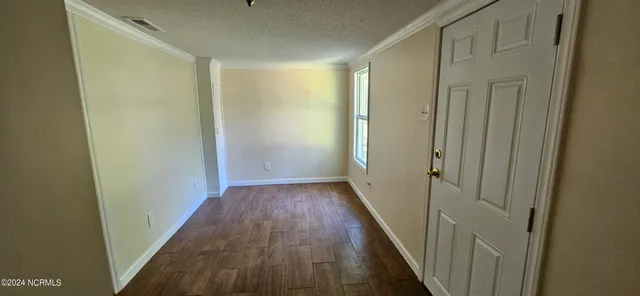 $165,000 | 163 East 3rd Street, Garland, NC 28441