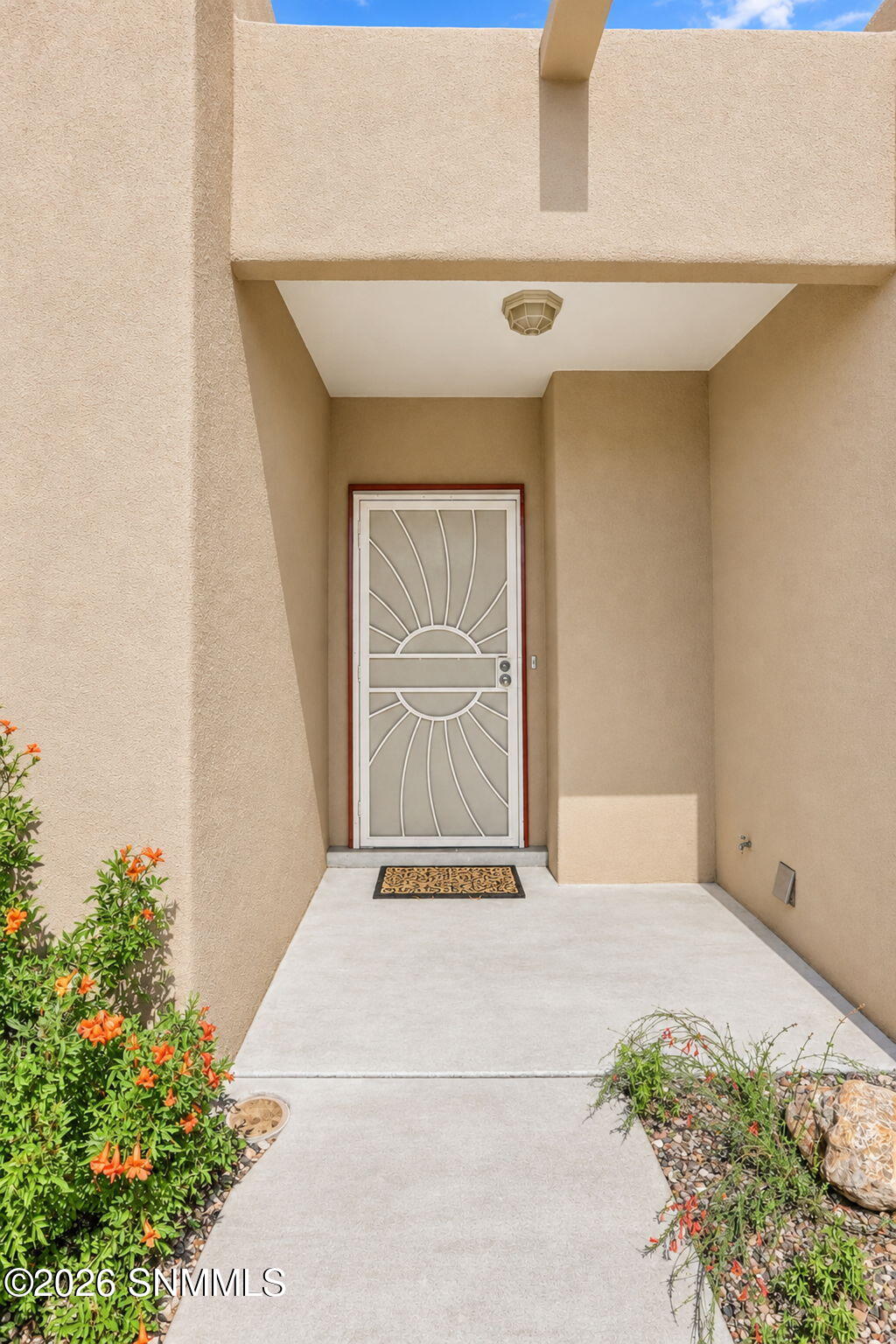 2001 Rincon De Amigos Las Cruces, NM 88012 - Photo 3 of 56 Front Door
