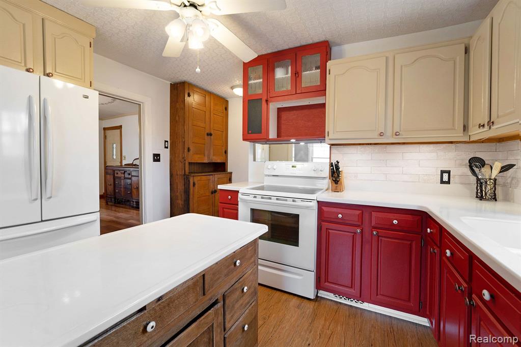 418 Prospect Street Romeo, MI 48065 - Photo 10 of 43
