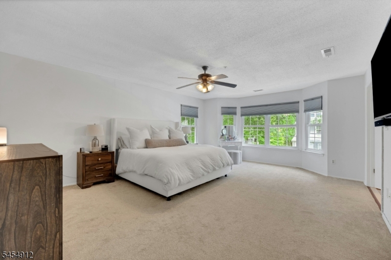 1503 Cornwall Road Mahwah, NJ 07430 - Photo 19 of 34 Gallery Image 19