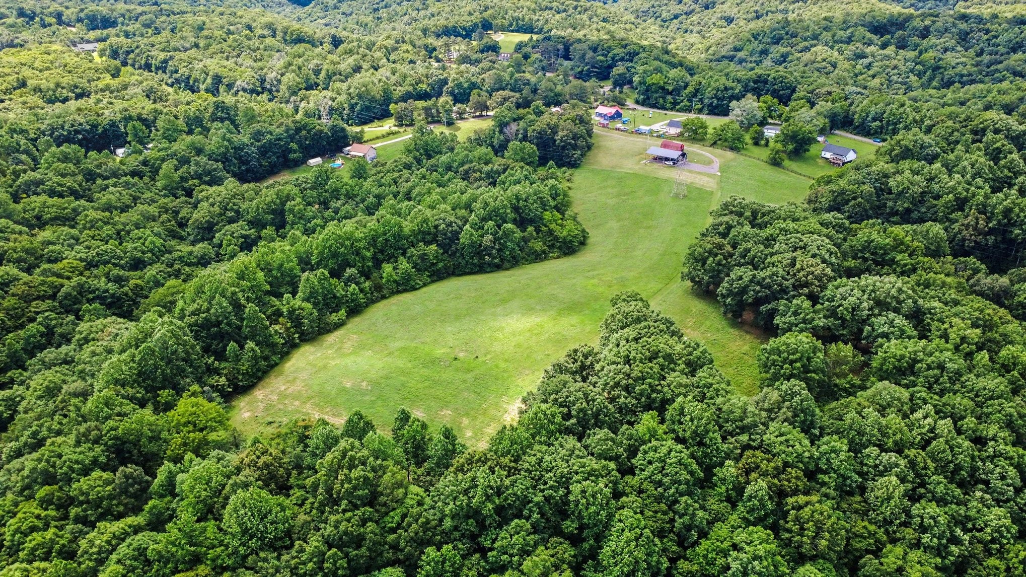 609 Stacy Road White Bluff, TN 37187 - Photo 3 of 36
