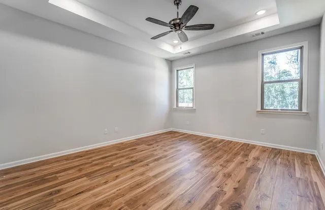 $439,950 | 60 Sugalina Valley Drive, Oakland, TN 38060