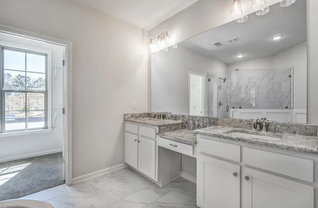 $439,950 | 60 Sugalina Valley Drive, Oakland, TN 38060