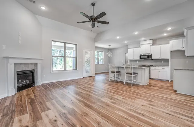 $439,950 | 60 Sugalina Valley Drive, Oakland, TN 38060