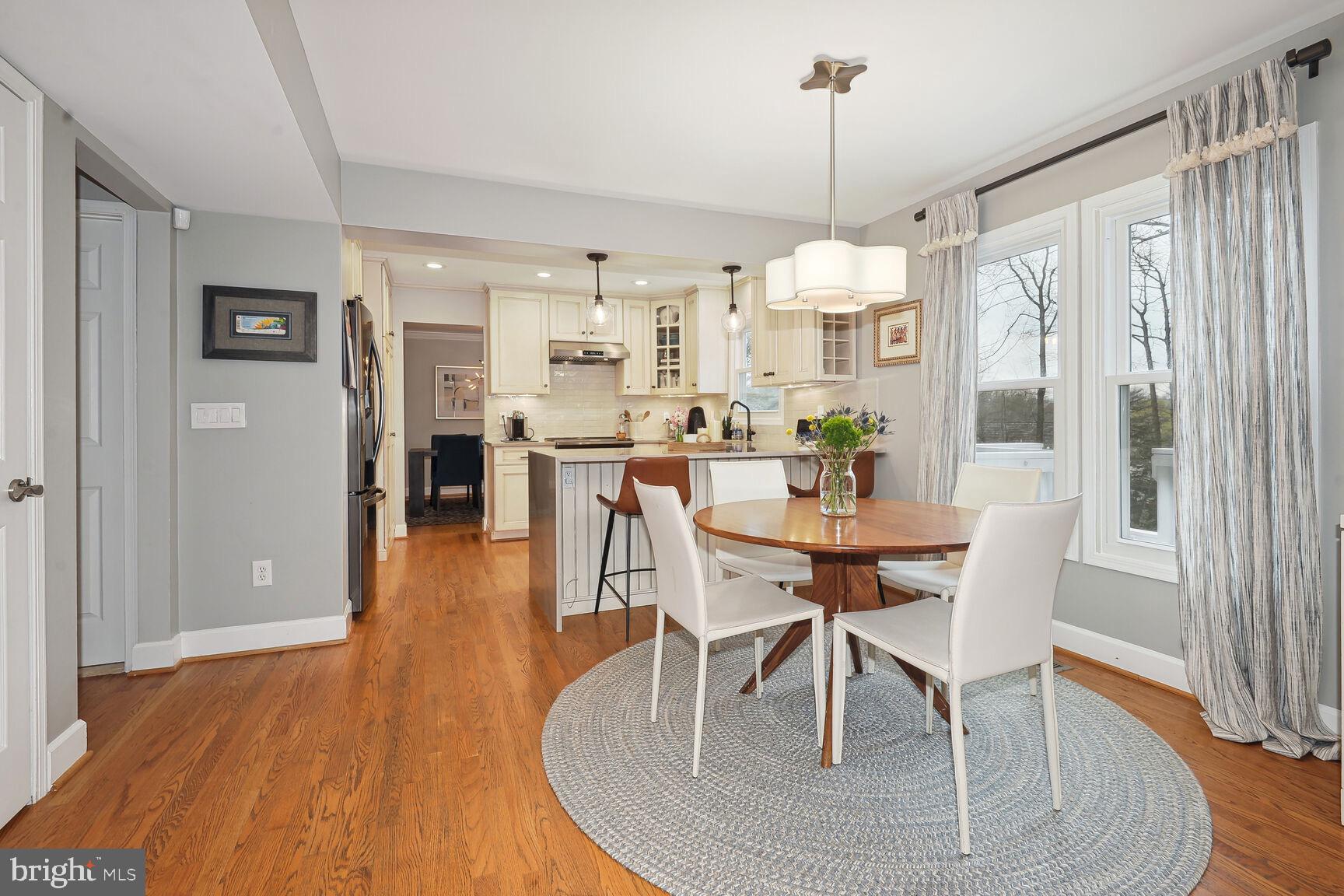 11638 Quail Ridge Court Reston, VA 20194 - Photo 20 of 54 Eat-in Kitchen