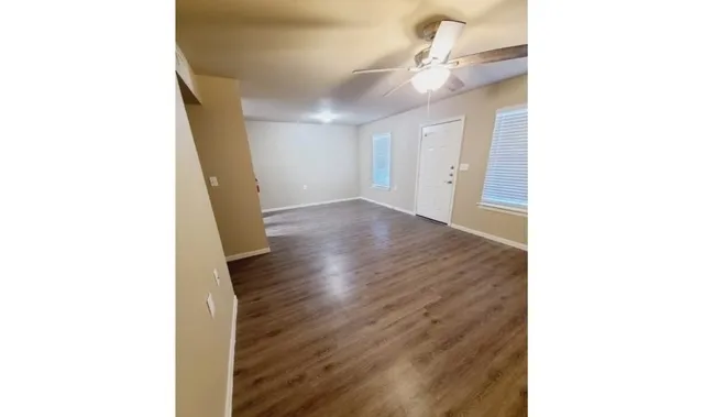 $711 | 602 West Commons Street, Refugio, TX 78377