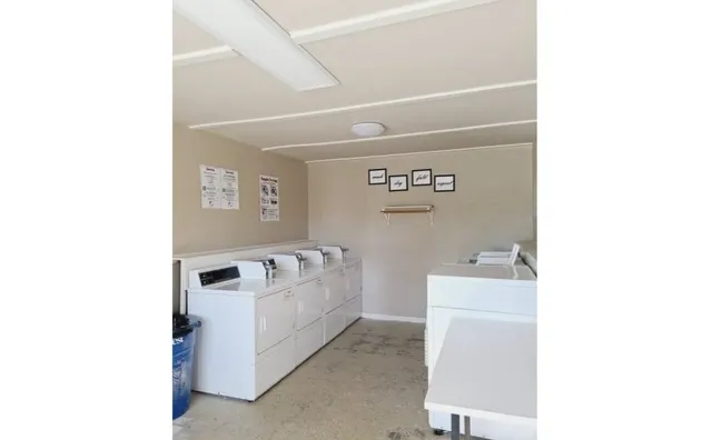 $711 | 602 West Commons Street, Refugio, TX 78377