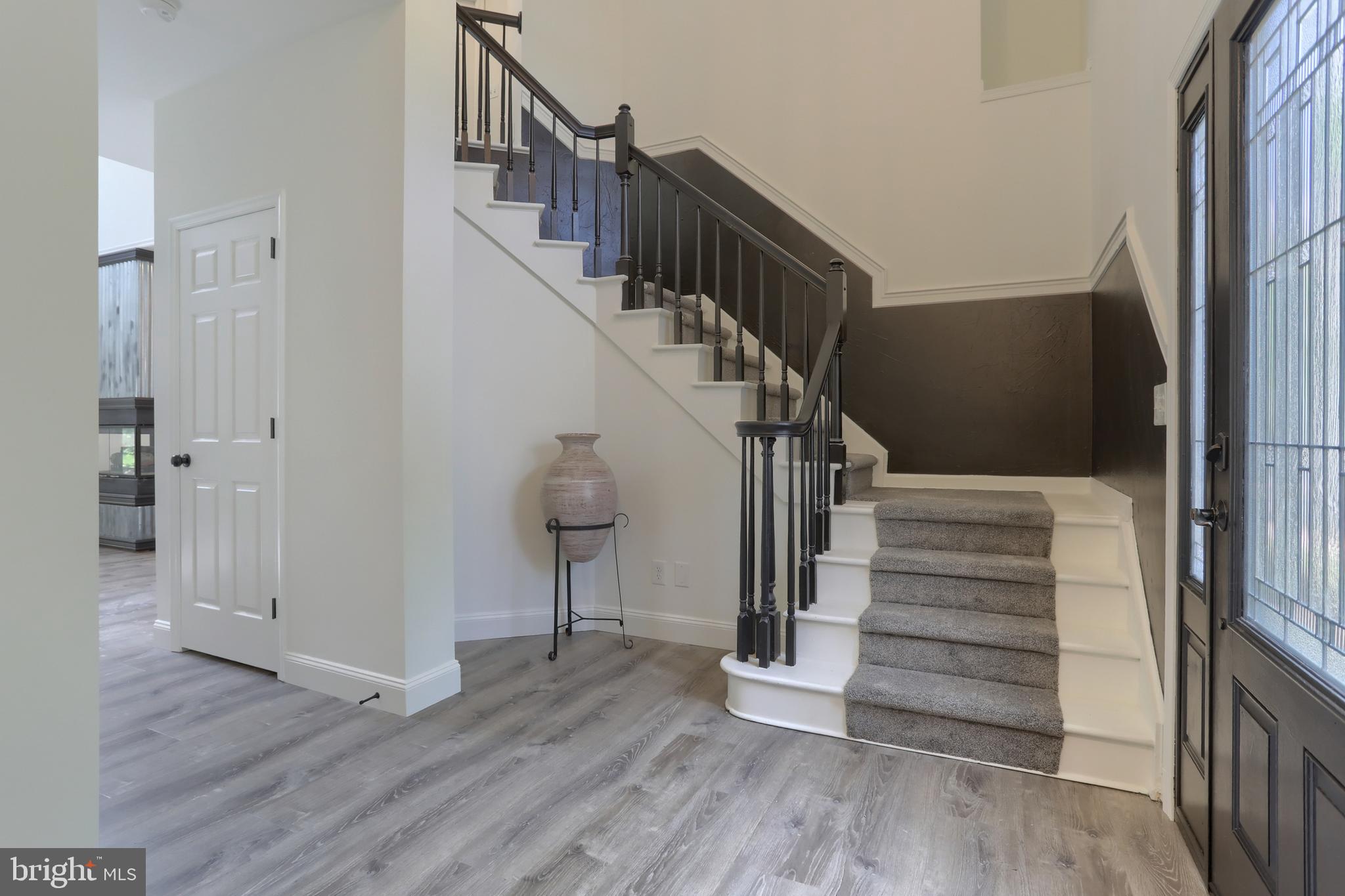 711 Brookside Lane Lebanon, PA 17042 - Photo 6 of 48