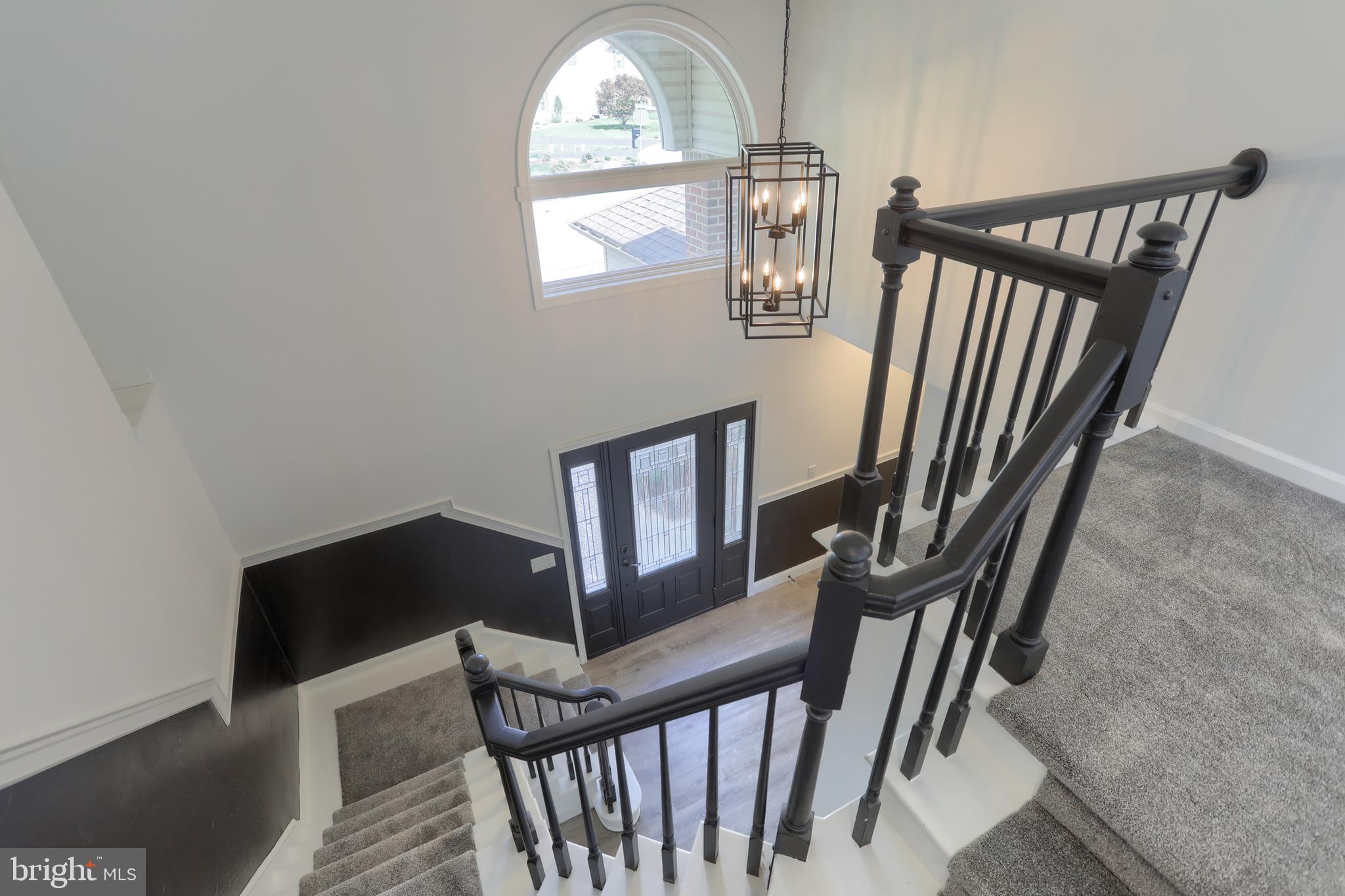 711 Brookside Lane Lebanon, PA 17042 - Photo 7 of 48