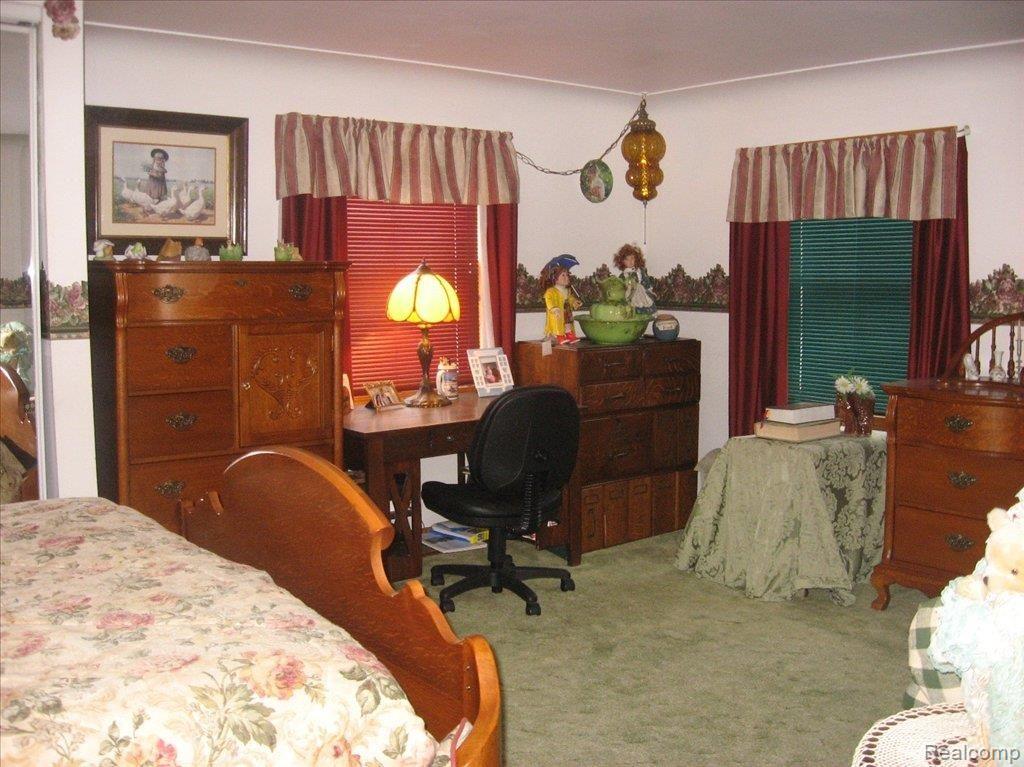 3665 Shoemaker Road Almont, MI 48003 - Photo 12 of 17 Great room