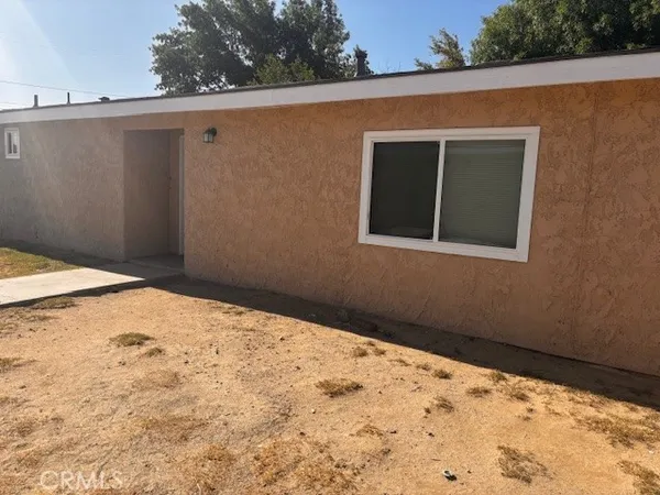 $1,500 | 2524 Diamond Street, Unit A, Rosamond, CA 93560