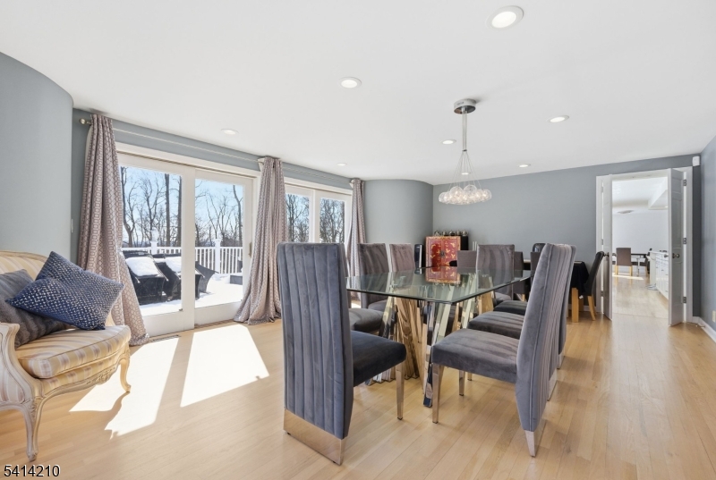 7 Post House Road Morristown, NJ 07960 - Photo 20 of 50 a living room with furniture and a large window
