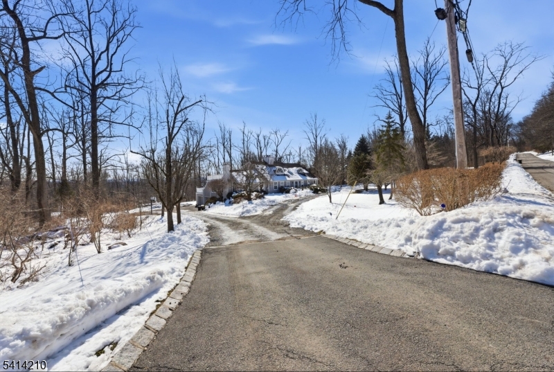 7 Post House Road Morristown, NJ 07960 - Photo 45 of 50 a view of a snow on the side of the road