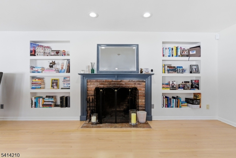 7 Post House Road Morristown, NJ 07960 - Photo 8 of 50 a living room with furniture and a fireplace