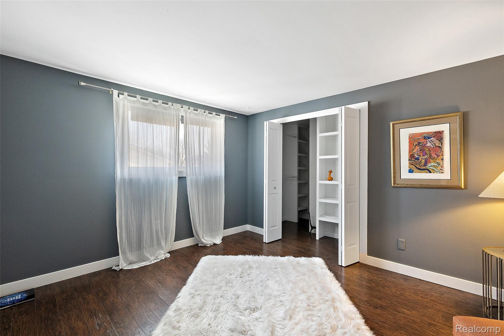 638 Abbey Court Rochester, MI 48307 - Photo 30 of 40 638 Abbey Ct-38.jpg