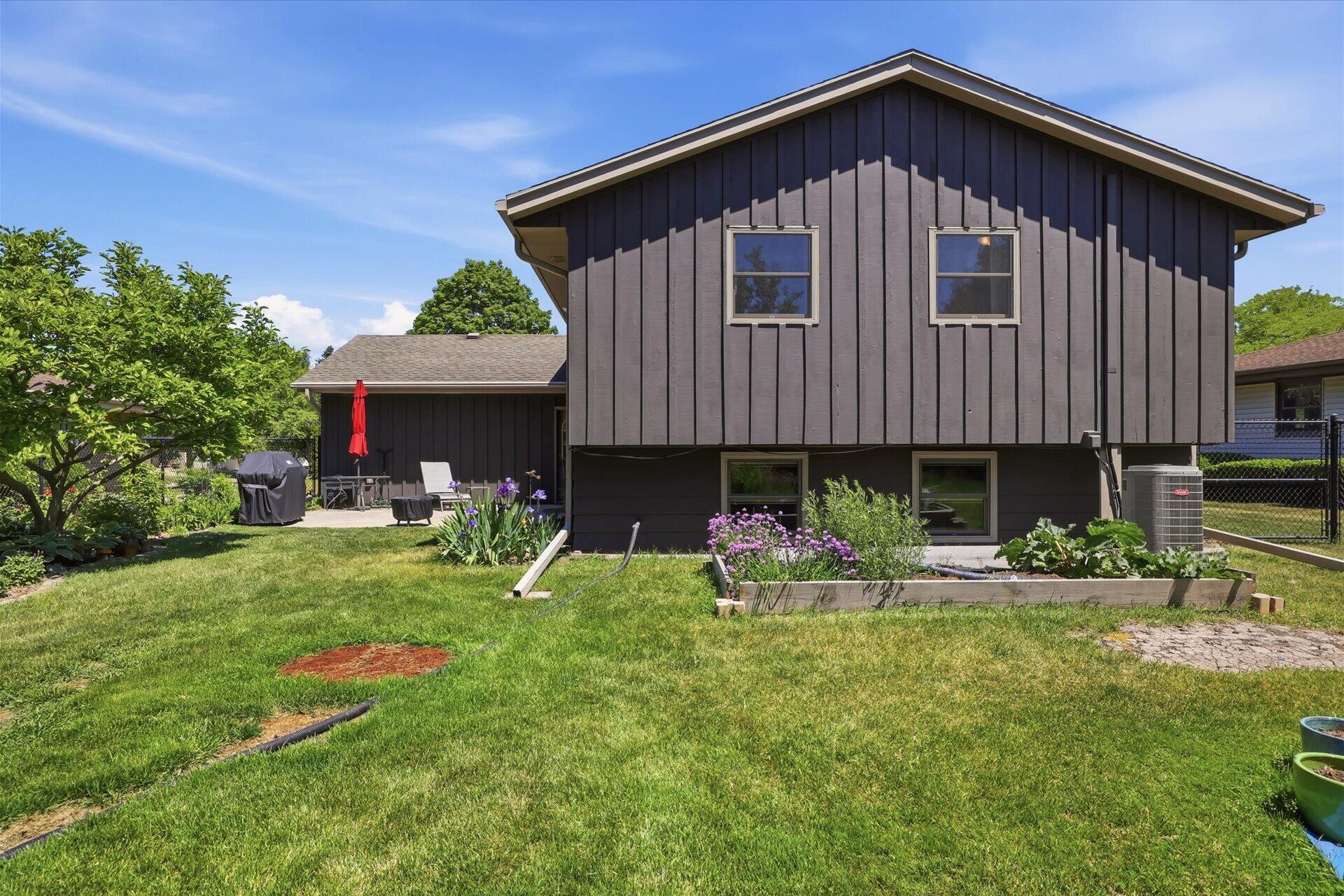 6085 Trail Ridge Drive Greendale, WI 53129 - Photo 21 of 34 Backyard