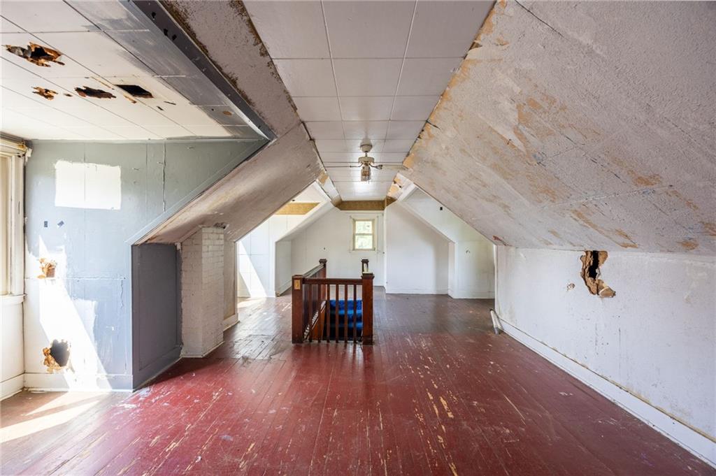 86 Woods Road Pittsburgh, PA 15235 - Photo 15 of 19 Gallery Image 15