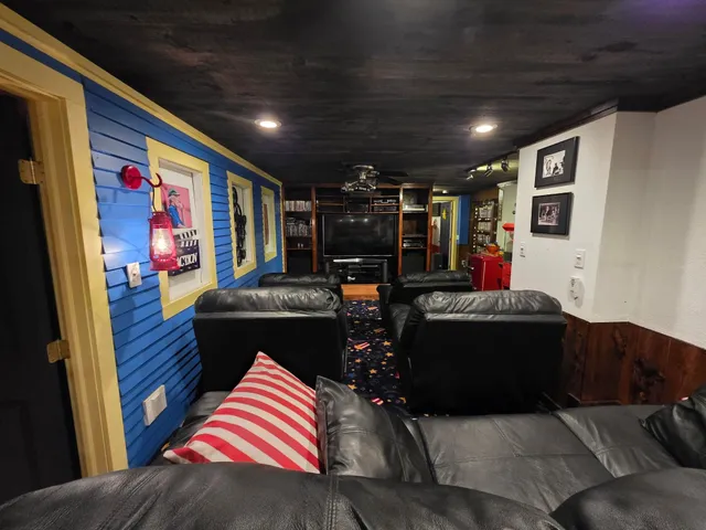 $989,000 | 774 Sand Road, Colchester, VT 05446