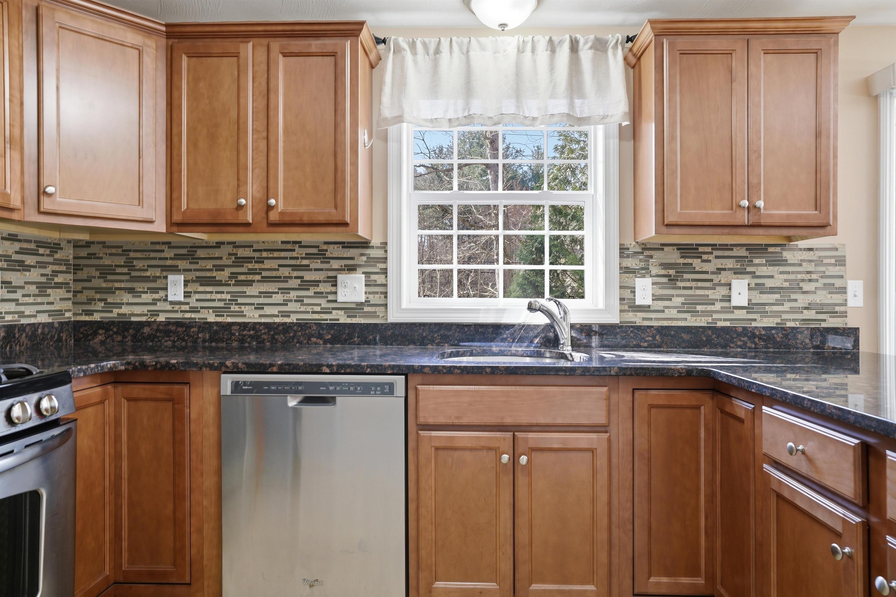 45 C Windham Road Hudson, NH 03051 - Photo 14 of 31 Gallery Image 14