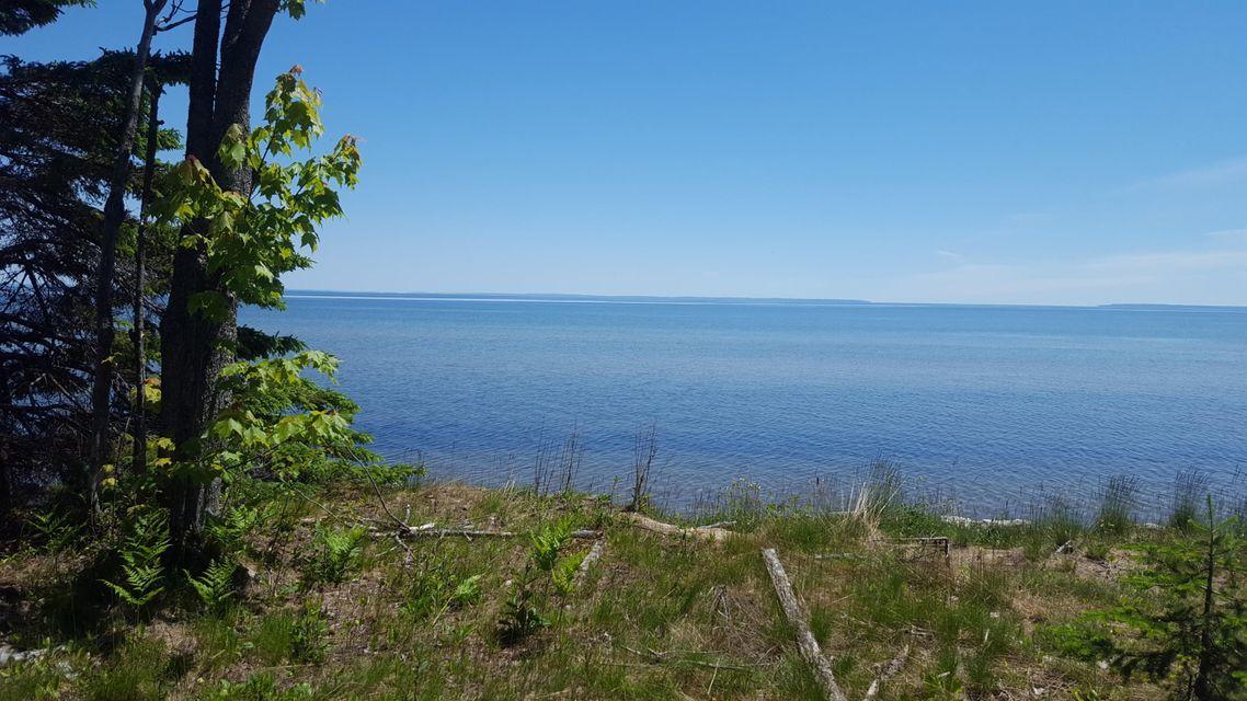 9764 North Whitefish Point Road Paradise, MI 49768 - Photo 8 of 13 Gallery Image 8