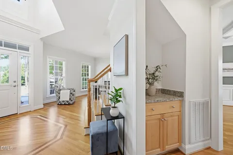 $895,000 | 215 Lansbrooke Lane, Apex, NC 27502