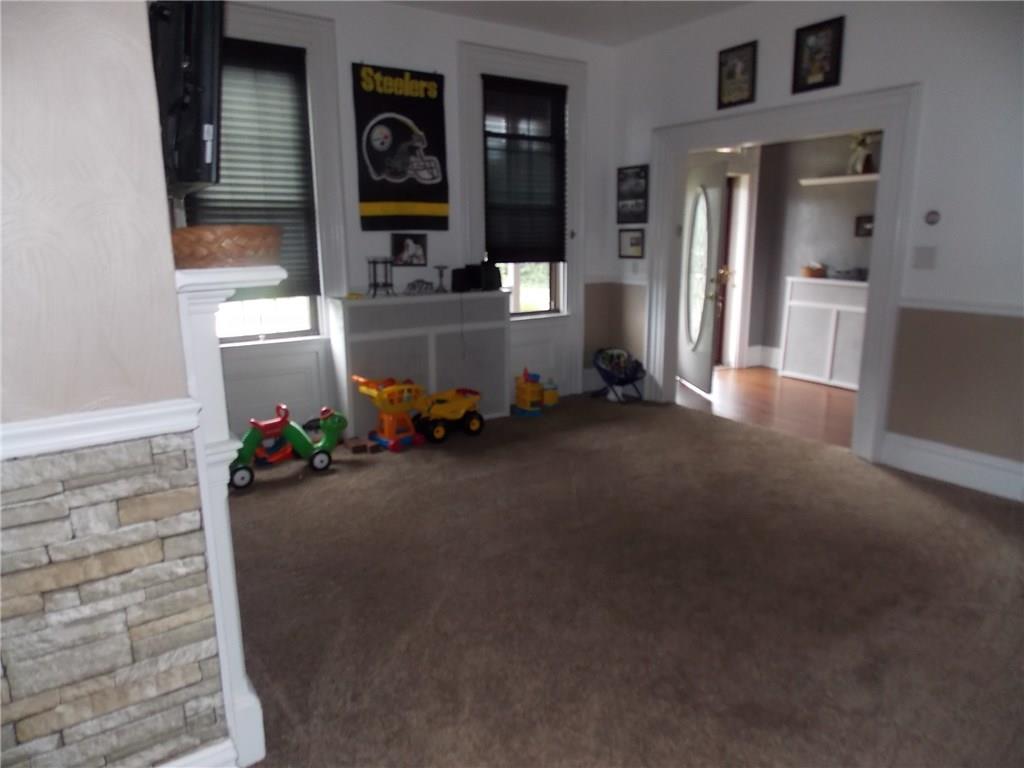 3200 West Run Road Munhall, PA 15120 - Photo 4 of 23 Gallery Image 4